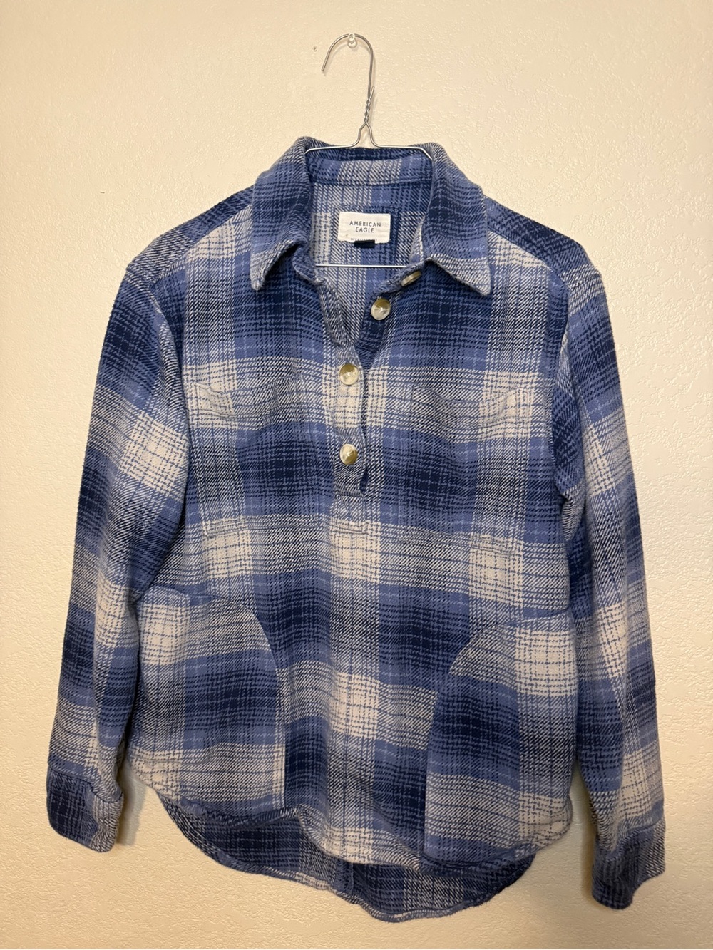 American Eagle Outfitters Blue Plaid Button-Front Shirt